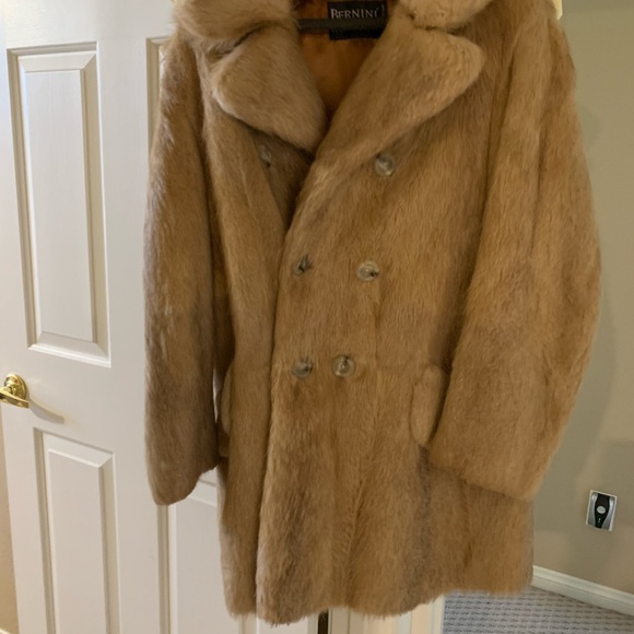 MENS MINK BERNINI COAT. ORIGINAL PRICE $24,995!! - Picture 6 of 6